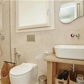 4 bedroom villa with pool, Castellammare del Golfo, sleeps 8-10